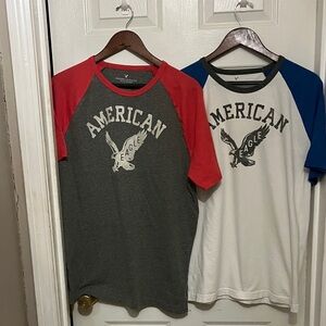 American Eagle Outfitters Red and Gray Raglan Tee